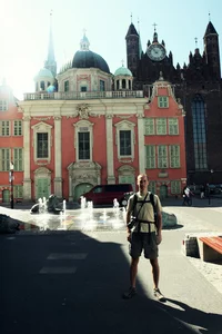 33 me with fountain and church